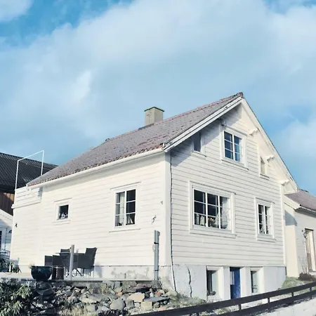 Two Bedroom Holiday In Sand * Sand (Rogaland)